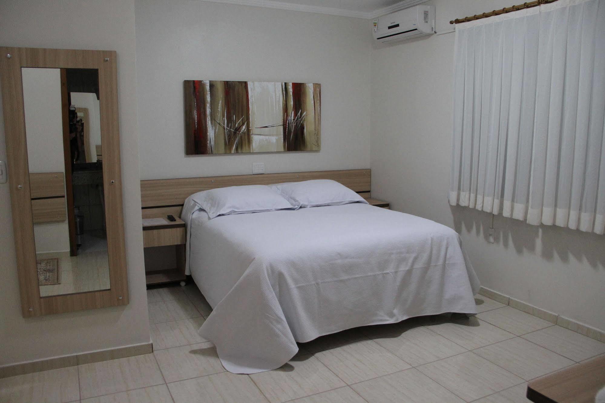 Hotel Monet Erechim Εξωτερικό φωτογραφία