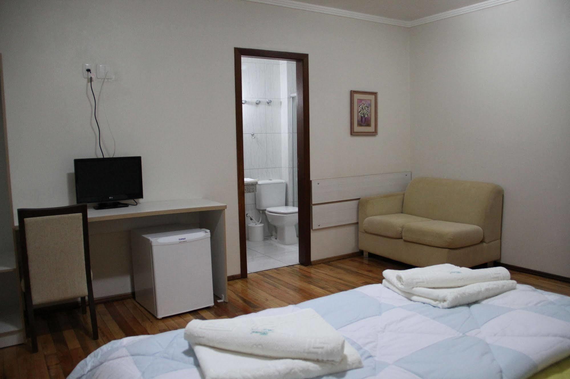 Hotel Monet Erechim Εξωτερικό φωτογραφία